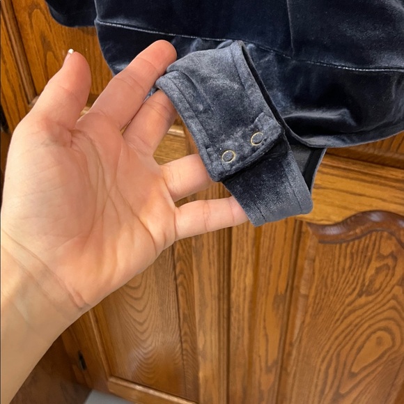 Banana Republic Velvet Bodysuit - Picture 6 of 16